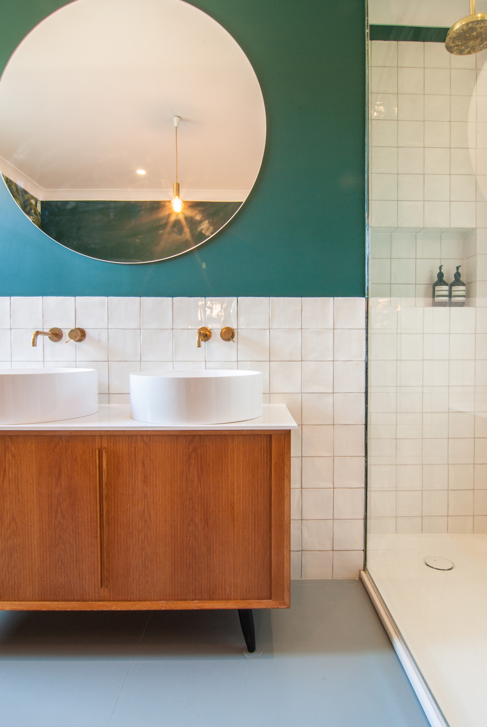 Leytonstone-Renovation-Teal-Bathroom-Bespoke-Vanity-Mirror-Brass-Refurbishment